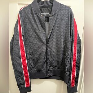 NEW Men’s windbreaker